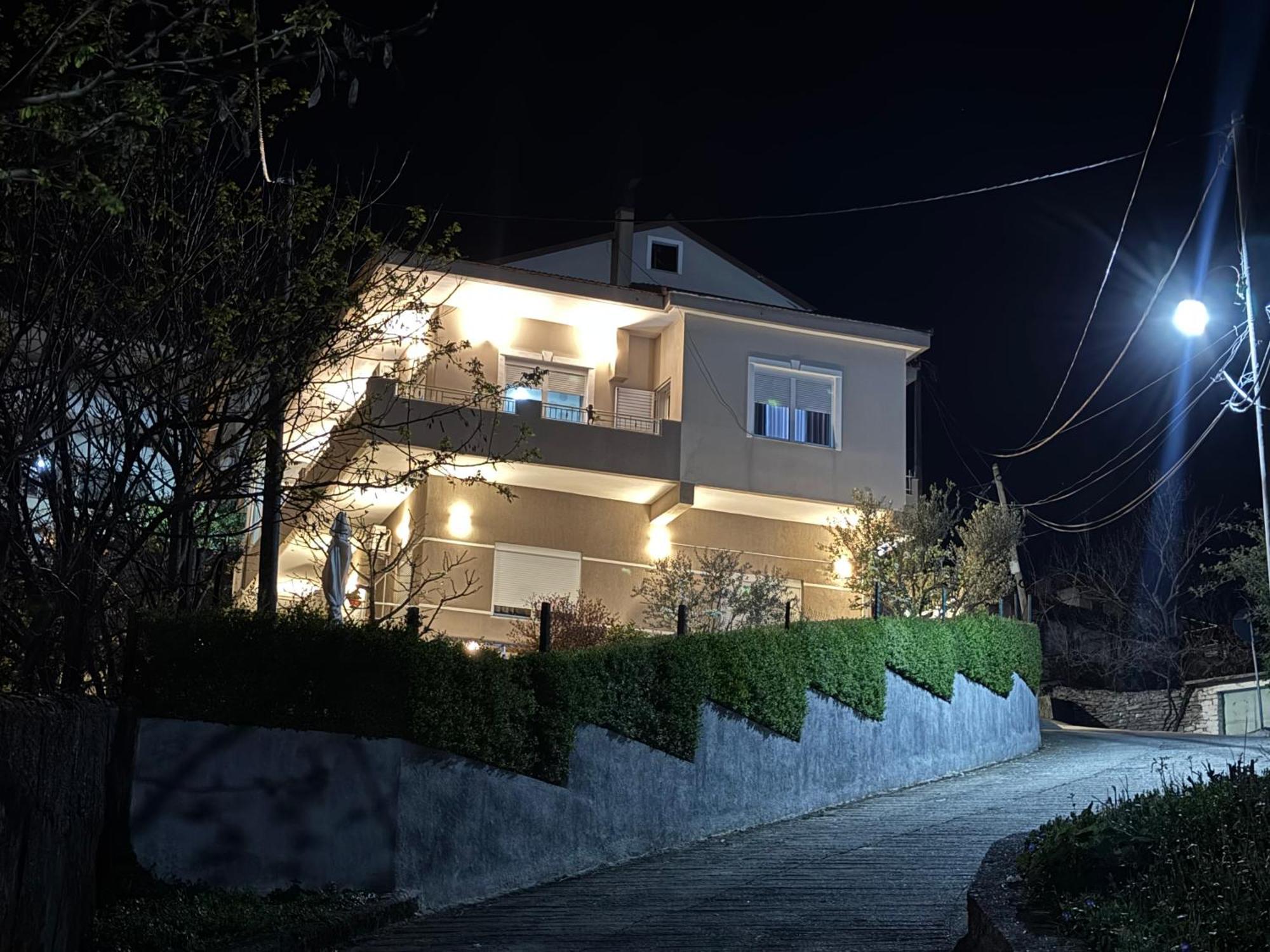 Affittacamere Ilvi Gjirokastër